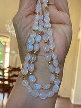 Load image into Gallery viewer, MOONSTONE NECKLACE - GRACE
