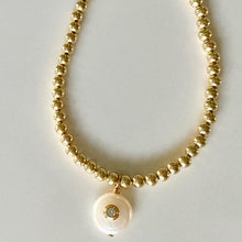 Load image into Gallery viewer, GOLD BEADS W FW PEAR DROP - KIKI
